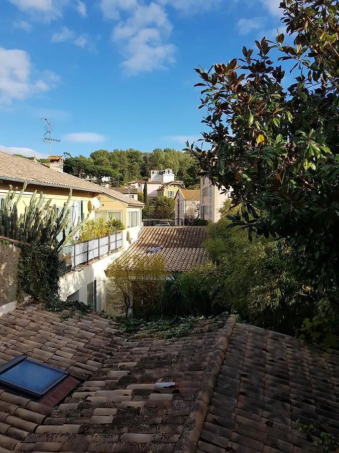 Hotel Les Lauriers Saint-Tropez 3*,